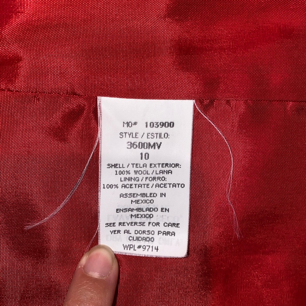 Red Blazer - Picture 6 of 6